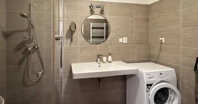 Na prenájom 2-izbový byt, 52 m², Bratislava-Karlova Ves