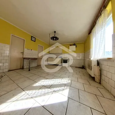 Na predaj dom v Vráble · €105 000 · Pôvodný stav