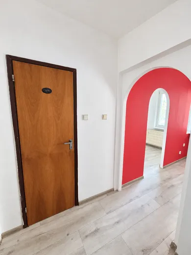 Na predaj 1-izbový byt, 28 m², Komárno