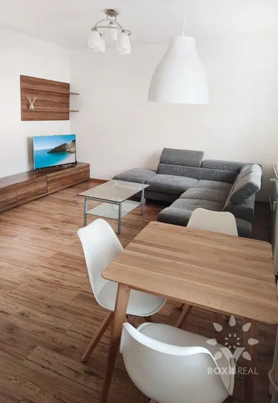 Mieszkania na wynajem, 2-pokojowe, Košice-Juh · €730