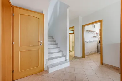 Na predaj 5-izbový byt, Malženice