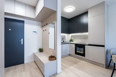 Na prenájom 2-izbový byt, 48 m², Komárno, Nám. Kossutha