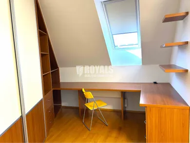 Na prenájom 4-izbový byt, 158 m², Bratislava-Záhorská Bystrica