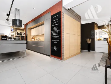Na prenájom komerčné, 116 m², Rovinka, Školská 48