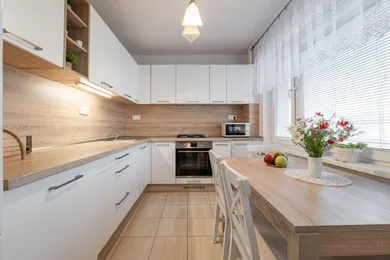 Na predaj 3-izbový byt, 76 m², Košice-Juh, Užhorodská