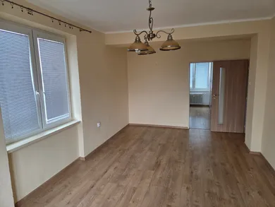 Na prenájom 2-izbový byt, 53 m², Lučenec, Ulica Ľudovíta Štúra