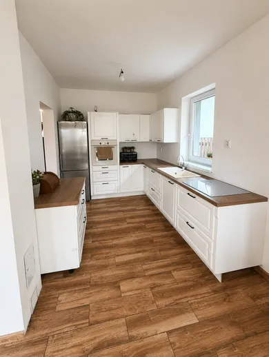 Na predaj dom, 83 m², Biely Kostol, Atletická