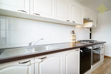 Na predaj 4-izbový byt, 99 m², Žiar nad Hronom, Cyrila a Metoda