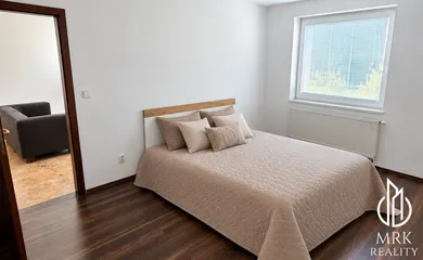 Na predaj 2-izbový byt, 95 m², Bratislava-Karlova Ves, Kresánkova