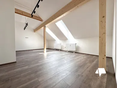 Na prenájom komerčné, 97 m², Nitra, Farská