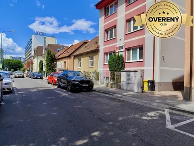 Działki na sprzedaż, Bratislava-Ružinov · €434 000
