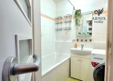Na predaj 4-izbový byt, 81 m², Levice, Ul. kpt. J. Nálepku