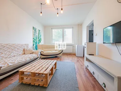 Na predaj 3-izbový byt, 86 m², Nitra