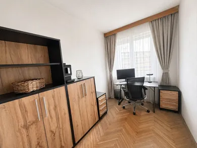 Na predaj 4-izbový byt, 111 m², Bratislava-Staré Mesto