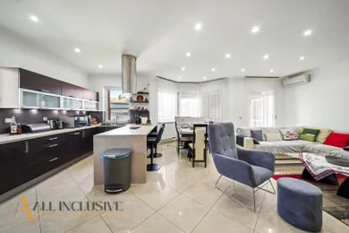 Na predaj 5-izbový dom, 128 m², Kostolné Kračany