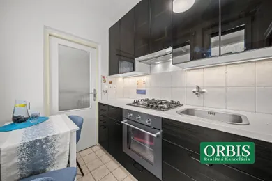 Na predaj 1-izbový byt, 35 m², Bratislava-Karlova Ves, Karloveská