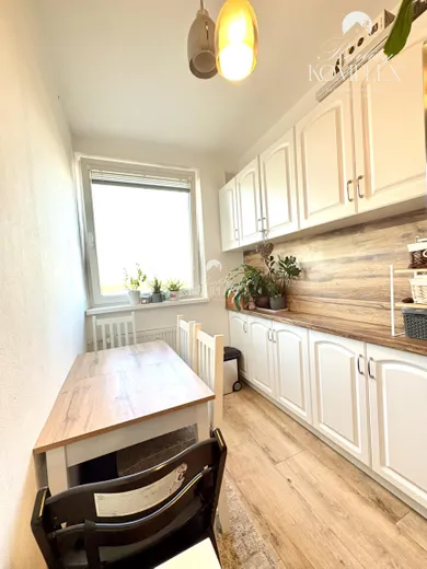 Na predaj 3-izbový byt, 61 m², Komárno