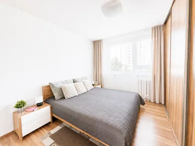 Mieszkania na sprzedaż, 3-pokojowe, Bratislava-Dúbravka · €249 900