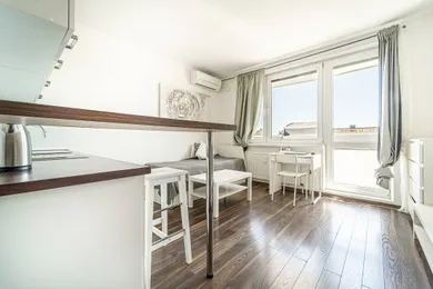 Na prenájom 1-izbový byt, 30 m², Bratislava-Petržalka