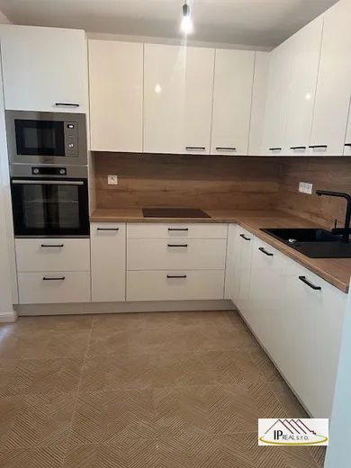 Mieszkania na sprzedaż, 3-pokojowe, Bratislava-Staré Mesto · €405 900