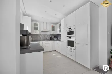 Na predaj 3-izbový byt, 73 m², Trenčín, Halalovka