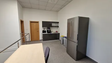 Na prenájom komerčné v Bratislava-Ružinov · €2 400 · Dokončené