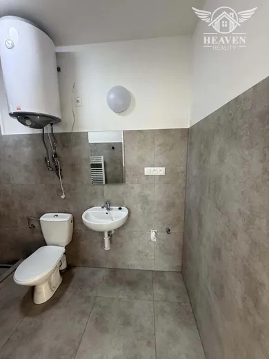 Na prenájom 2-izbový byt, 35 m², Kolárovo