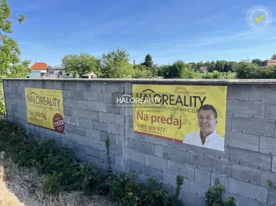 Na predaj pozemok, Sládkovičovo