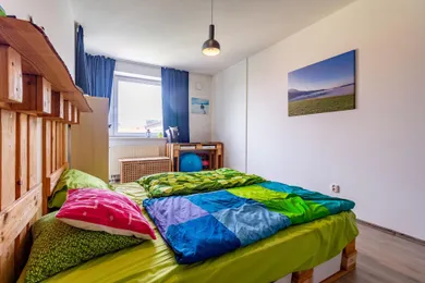 Na predaj 2-izbový byt, 54 m², Rovinka, Kvetná