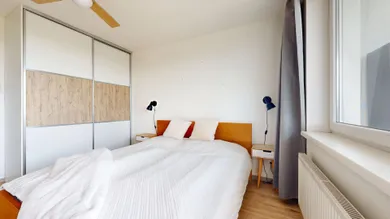 Na predaj 2-izbový byt, 94 m², Bratislava-Nové Mesto, Nobelova