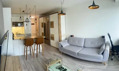 Na prenájom 2-izbový byt, 38 m², Bratislava-Nové Mesto, Nobelova