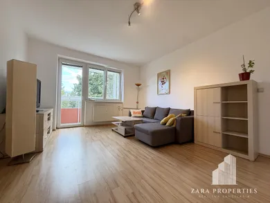 Byty na prenájom 2-izbový, Púchov · €565