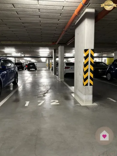Na prenájom objekt, 12 m², Bratislava-Petržalka, Zuzany Chalupovej