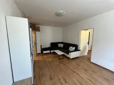 Na predaj 3-izbový byt, 61 m², Lučenec