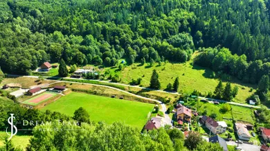 Na predaj pozemok, 981 m², Baláže