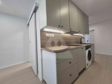 Na predaj 3-izbový byt, 64 m², Komárno, Rákócziho