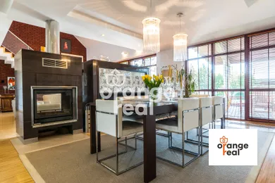 Na predaj 5-izbový dom, 300 m², Malá Ida, Tulipánová