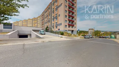 Na predaj objekt, 18 m², Bratislava-Karlova Ves, Ferdiša Kostku