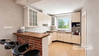 Na predaj 5-izbový dom, 160 m², Banská Bystrica
