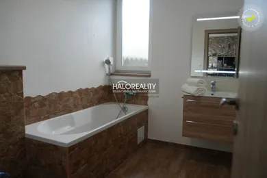 Na predaj dom, 98 m², Šamorín