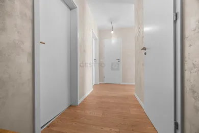 Na predaj 3-izbový byt, 71 m², Trnava, Včelárska ulica