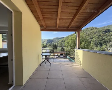 Na predaj objekt, 250 m², Trenčianske Teplice, Baračka