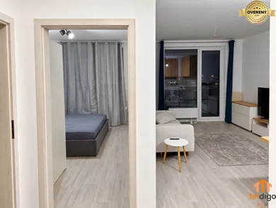 Na prenájom 2-izbový byt, 50 m², Nitra, Hornostavská