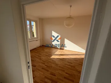 Na predaj 2-izbový byt, 62 m², Banská Bystrica, Bernolákova