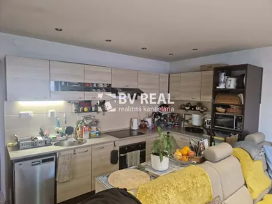 Na predaj 3-izbový dom, 104 m², Chrenovec-Brusno