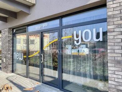 Lokale komercyjne na wynajem, Trenčín · €840