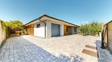 Domy na predaj 6-izbový, Špačince · €515 000