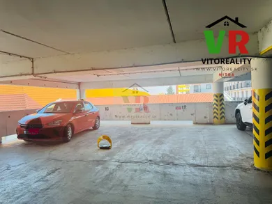 Na prenájom objekt, 15 m², Nitra, Coboriho