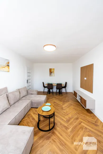 Na predaj 3-izbový byt, 74 m², Humenné, Třebíčska