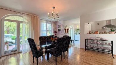 Na predaj 5-izbový dom, 180 m², Hrubý Šúr, Senecká